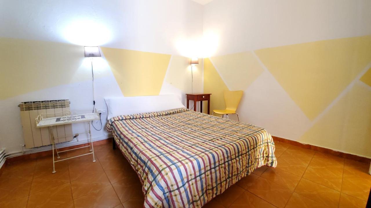 Hostal Martes Caceres Plaza Mayor - Tercer Piso Sin Ascensor 외부 사진