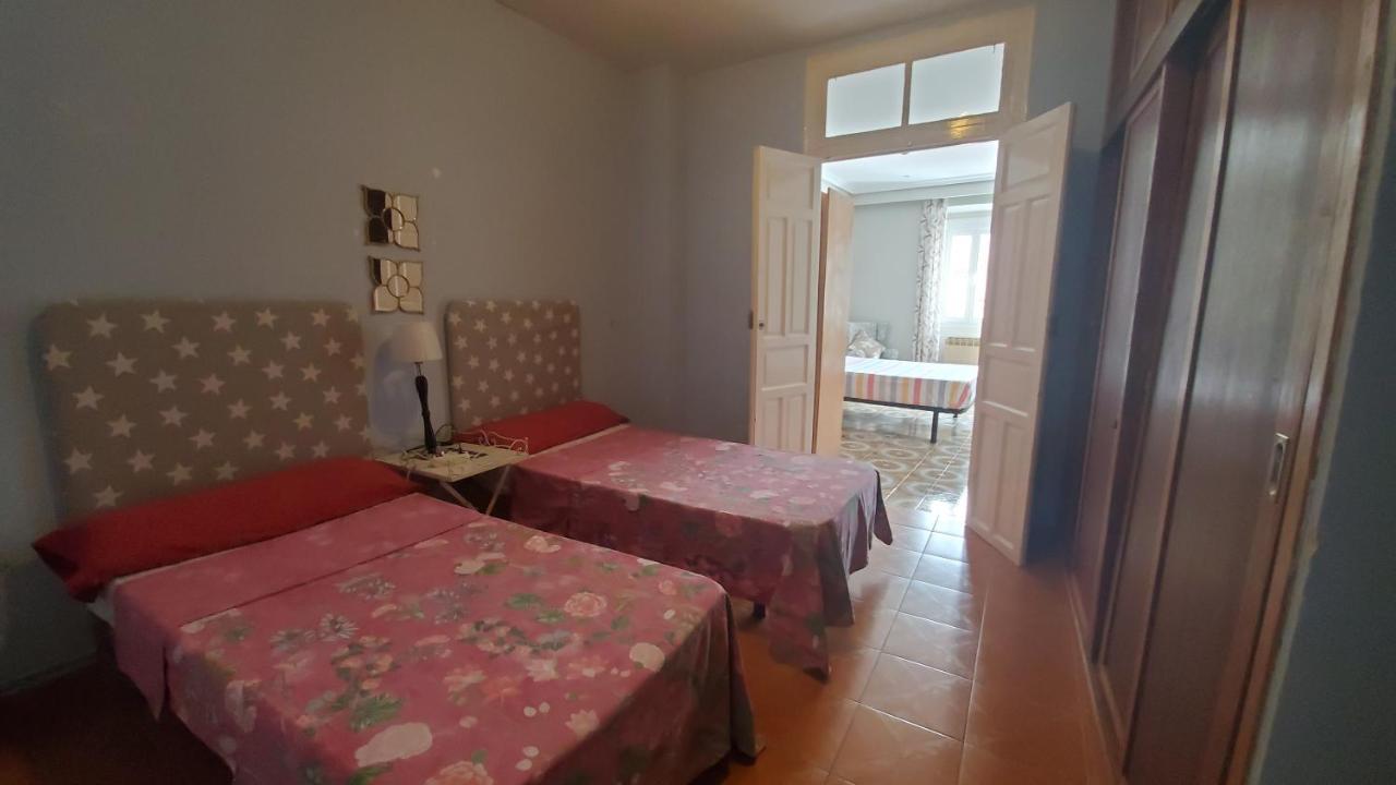 Hostal Martes Caceres Plaza Mayor - Tercer Piso Sin Ascensor 외부 사진